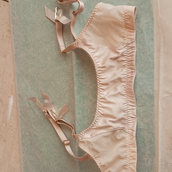 Garter Belt,Agent Provocateur..L agent,champagne satin,,sz Large,NEW -  threedaughtersproperties.com